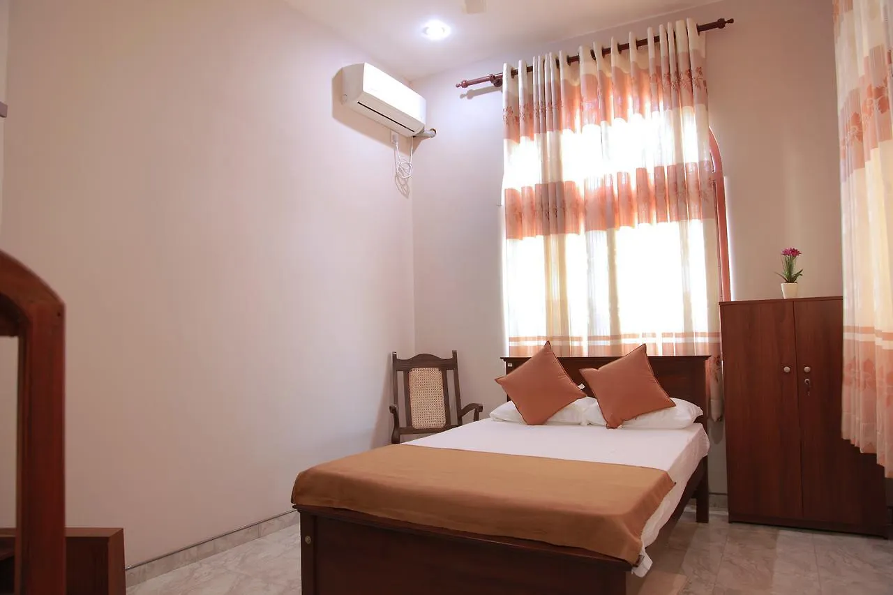 Bed & Breakfast Mango Villa Negombo