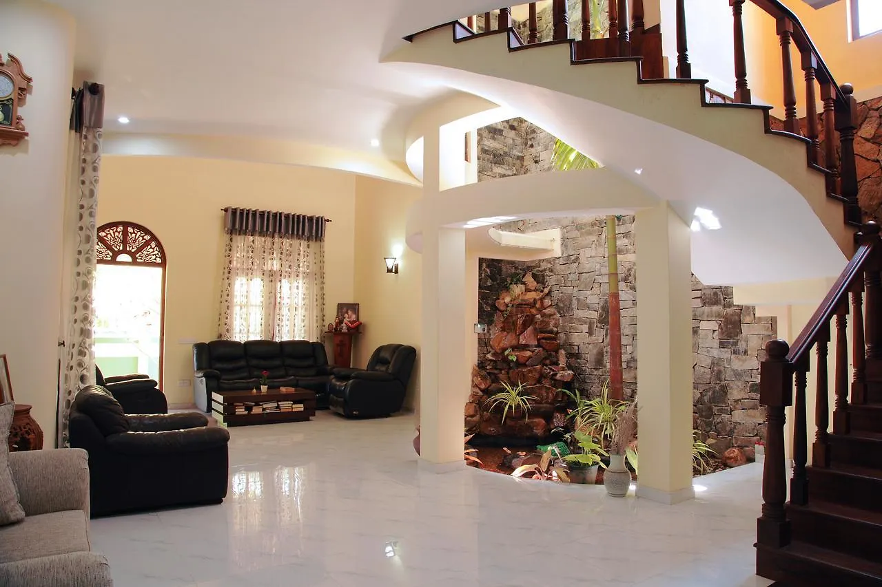 Bed & Breakfast Mango Villa Negombo